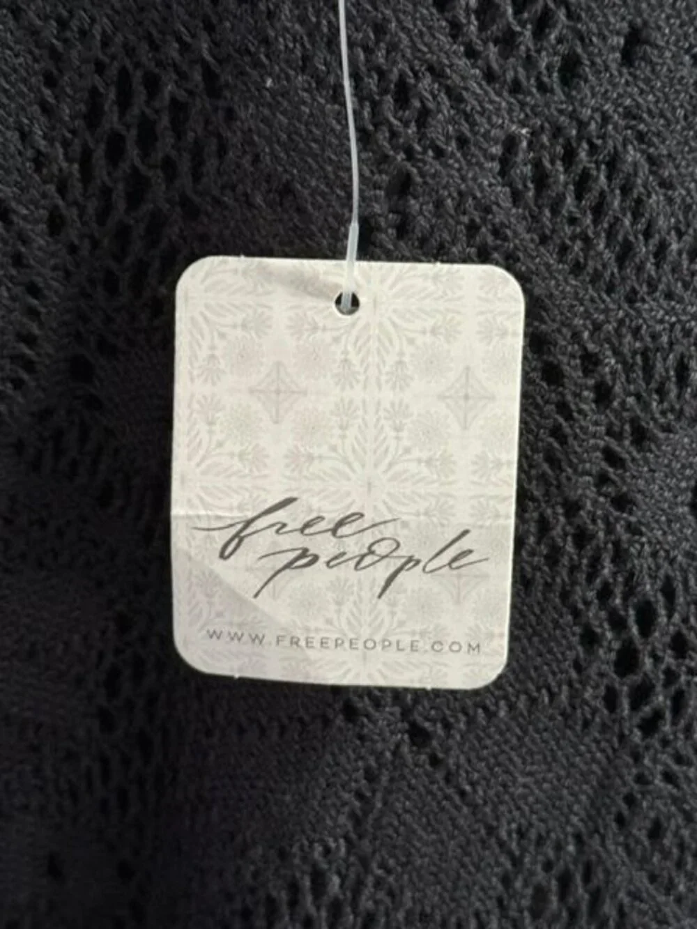 Free People 🖤 description